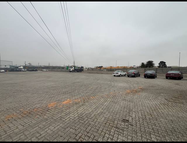 4,100M² INDUSTRIAL YARD TO LET IN BLACKHEATH INDUSTRIAL